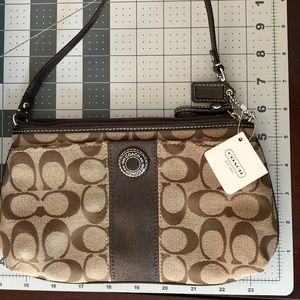 Brand New COACH Signature Jacquard Large Wristlet